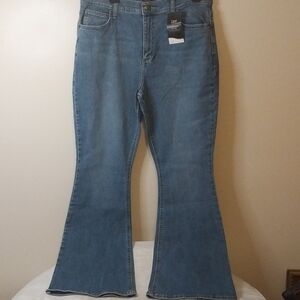 Lee Women's Blue Mid Rise Flare Jeans Size 14